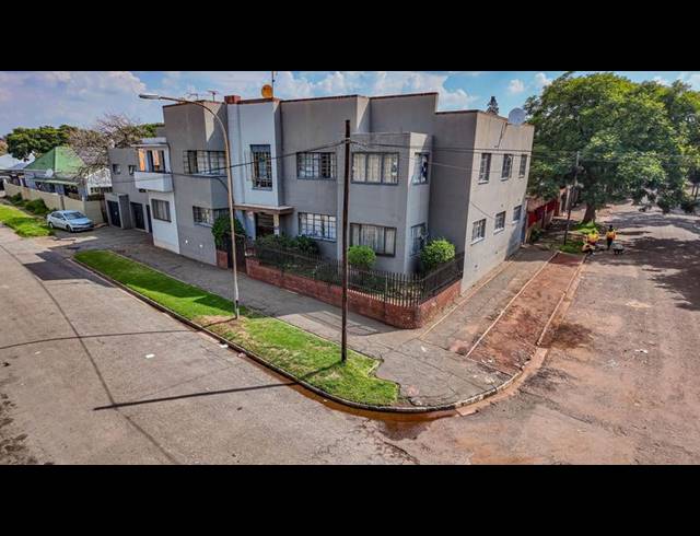 BUSINESS FOR SALE IN BELLEVUE